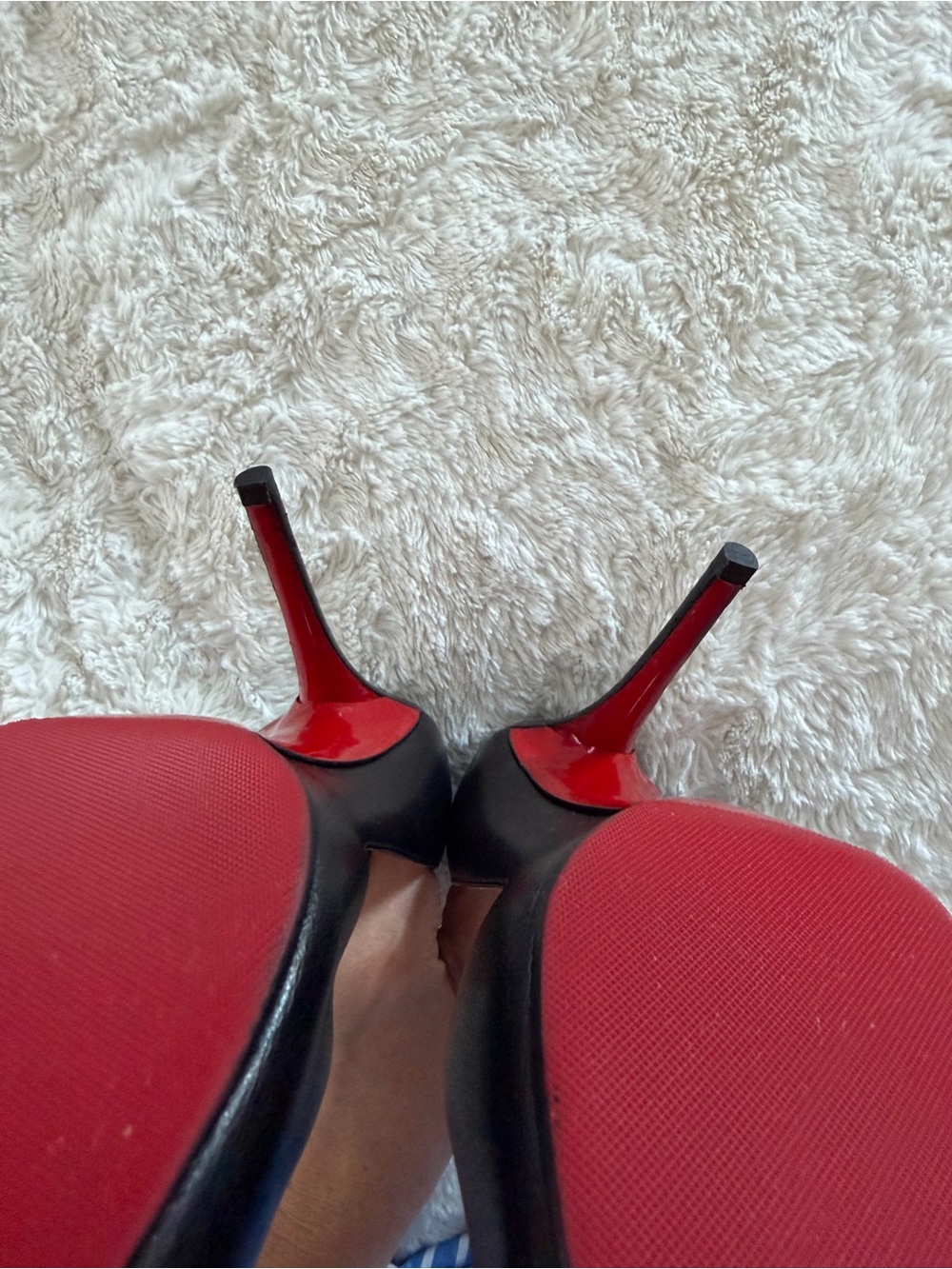 Christian Louboutin Pigalle Follies 100 Pumps - Picture 13 of 15